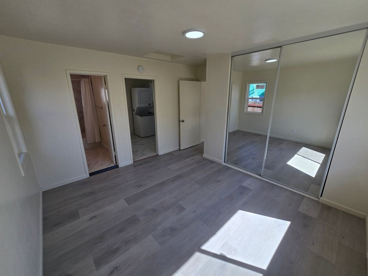 3630 32nd St - Photo 6 of 12