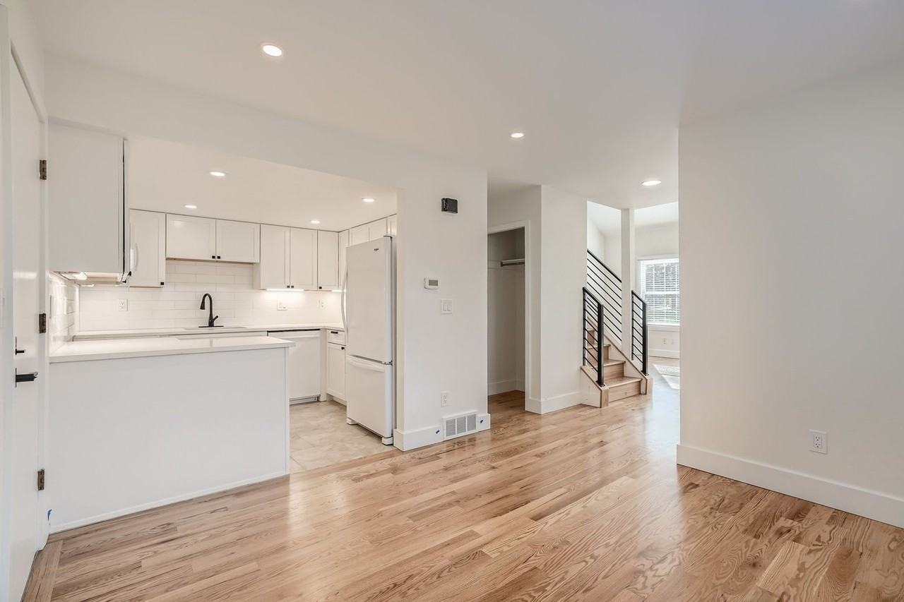 8167 W 90th Dr - Photo 3 of 28