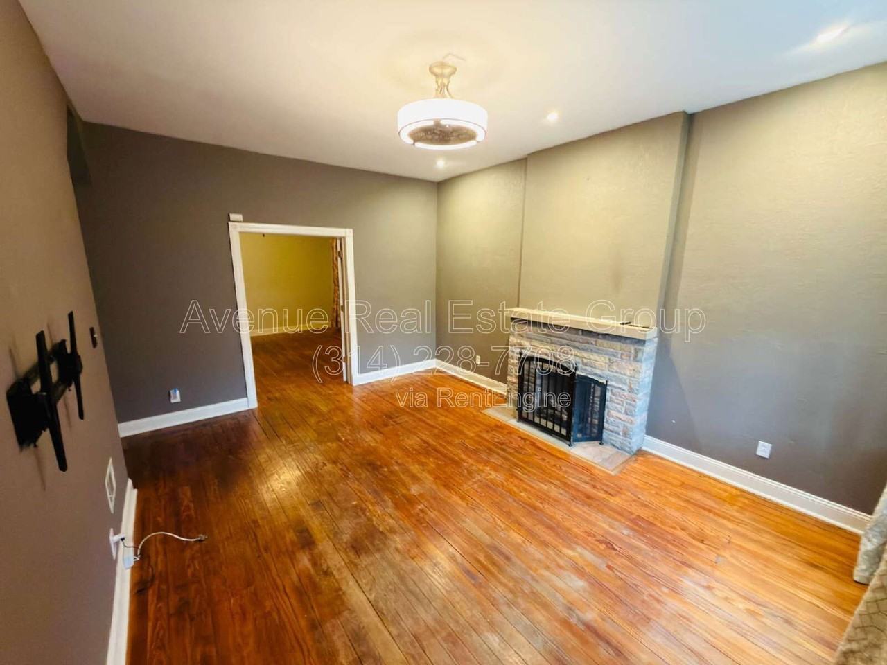 1855 Russell Blvd #B - Photo 4 of 22