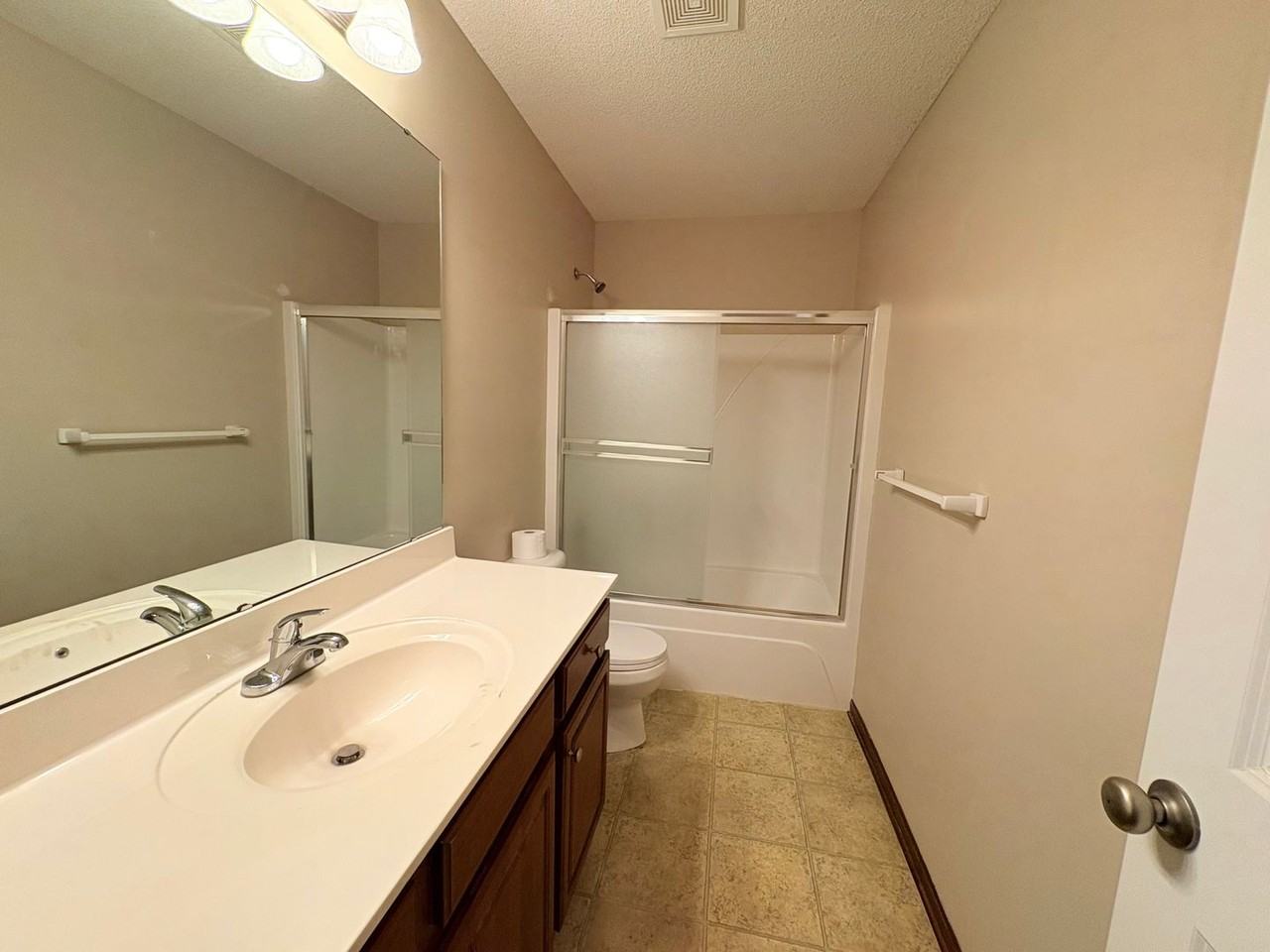 1104 Nw Willow Dr - Photo 6 of 12