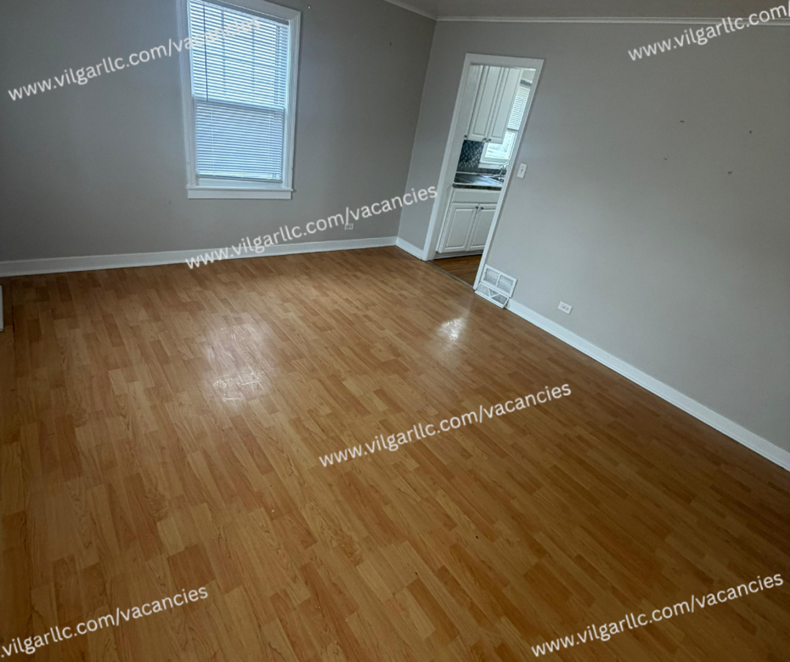 3028 Crane Pl - Photo 5 of 27