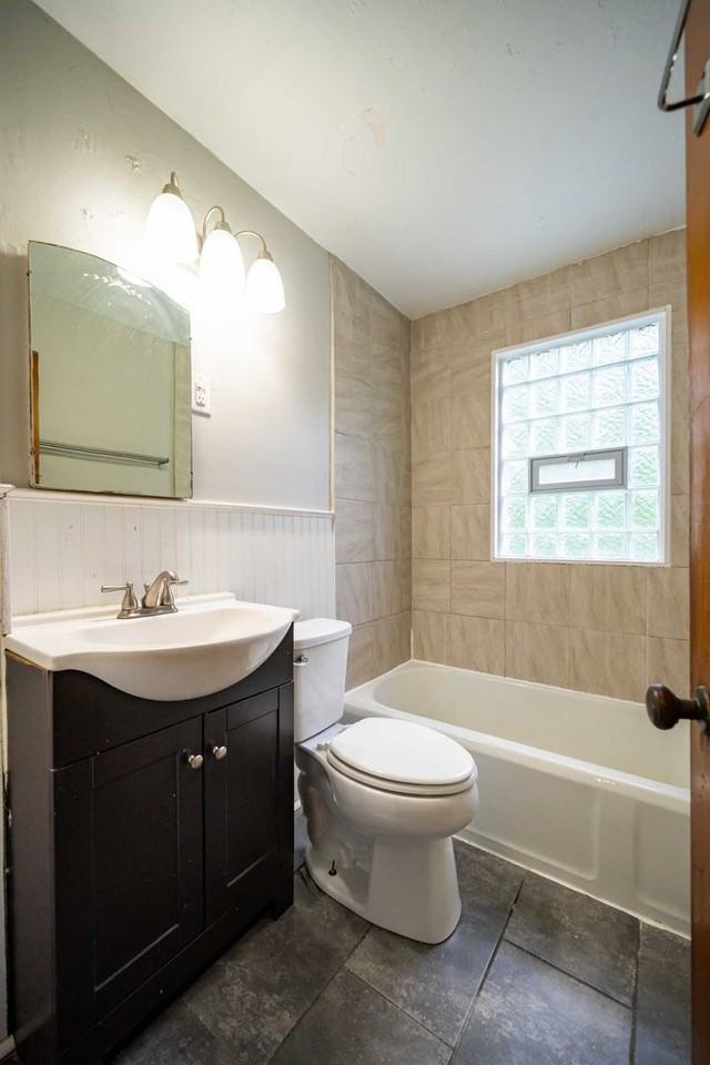 213 E Hudson St - Photo 7 of 21