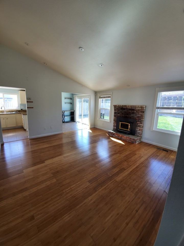 5051 Oakbrook Cir - Photo 5 of 25