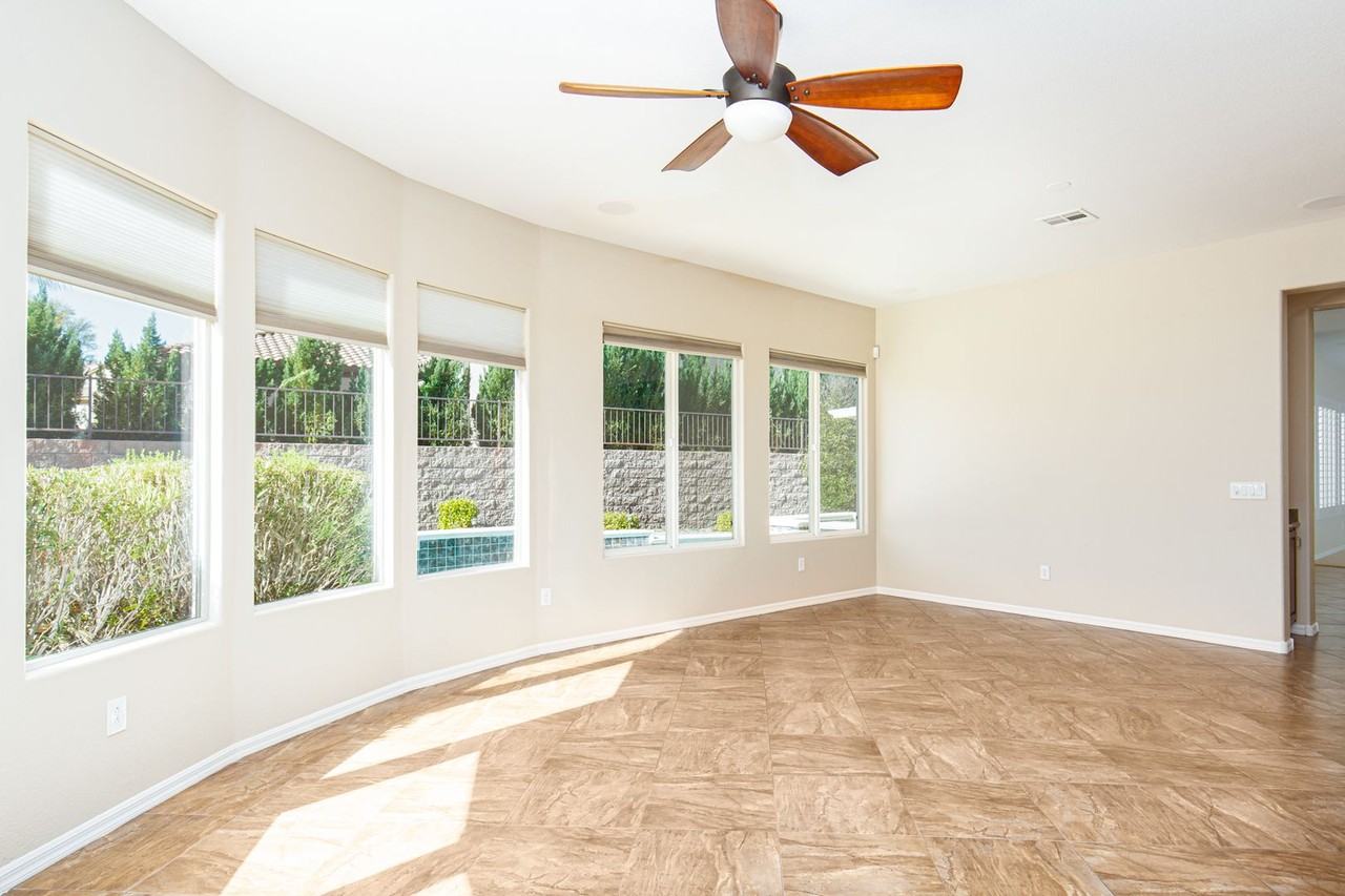 2389 Garberville Pl - Photo 7 of 50