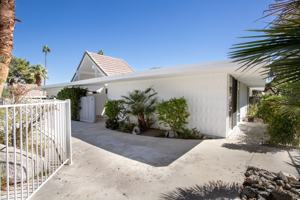 featured image of 42391 Rancho Las Palmas Dr #21