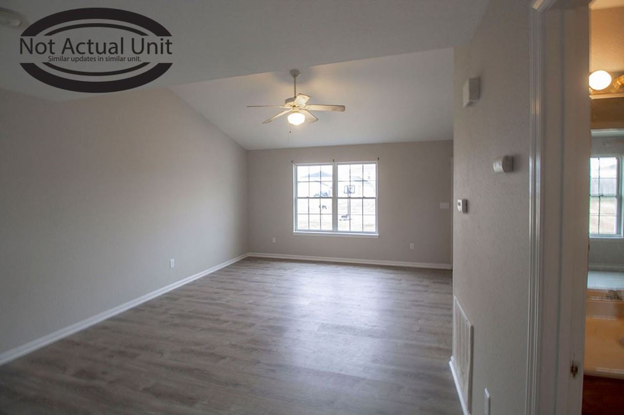 1640 High Quest Cir - Photo 6 of 29