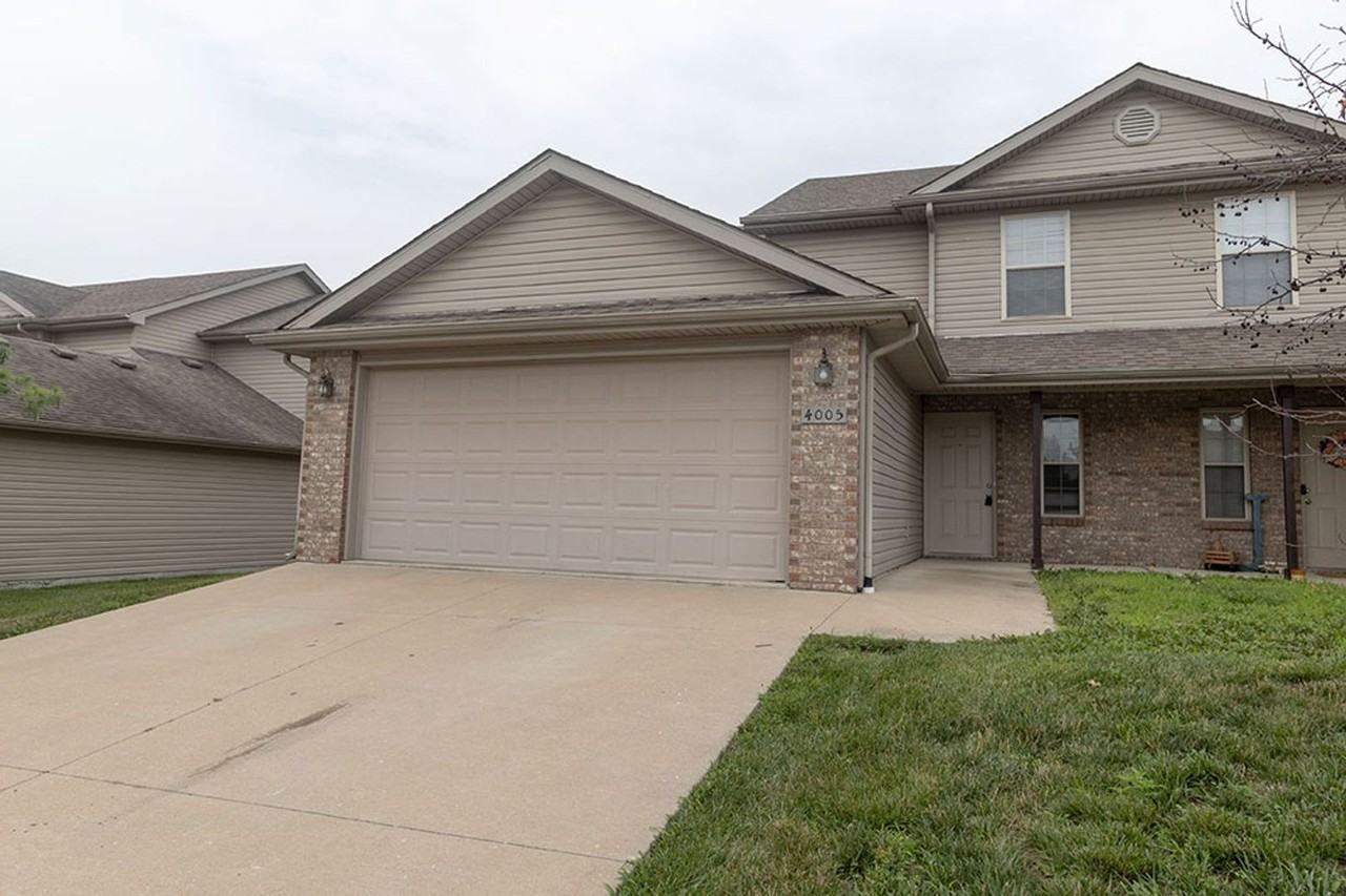 4005 Snowy Owl Dr - Photo 3 of 34