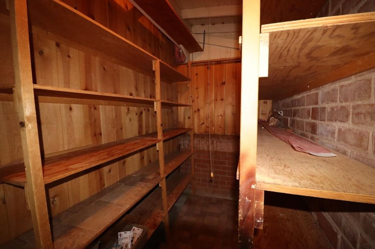 6222 E Eli St - Photo 6 of 48