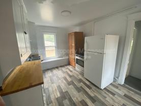 720 Oak St #3 - Photo 1 of 1