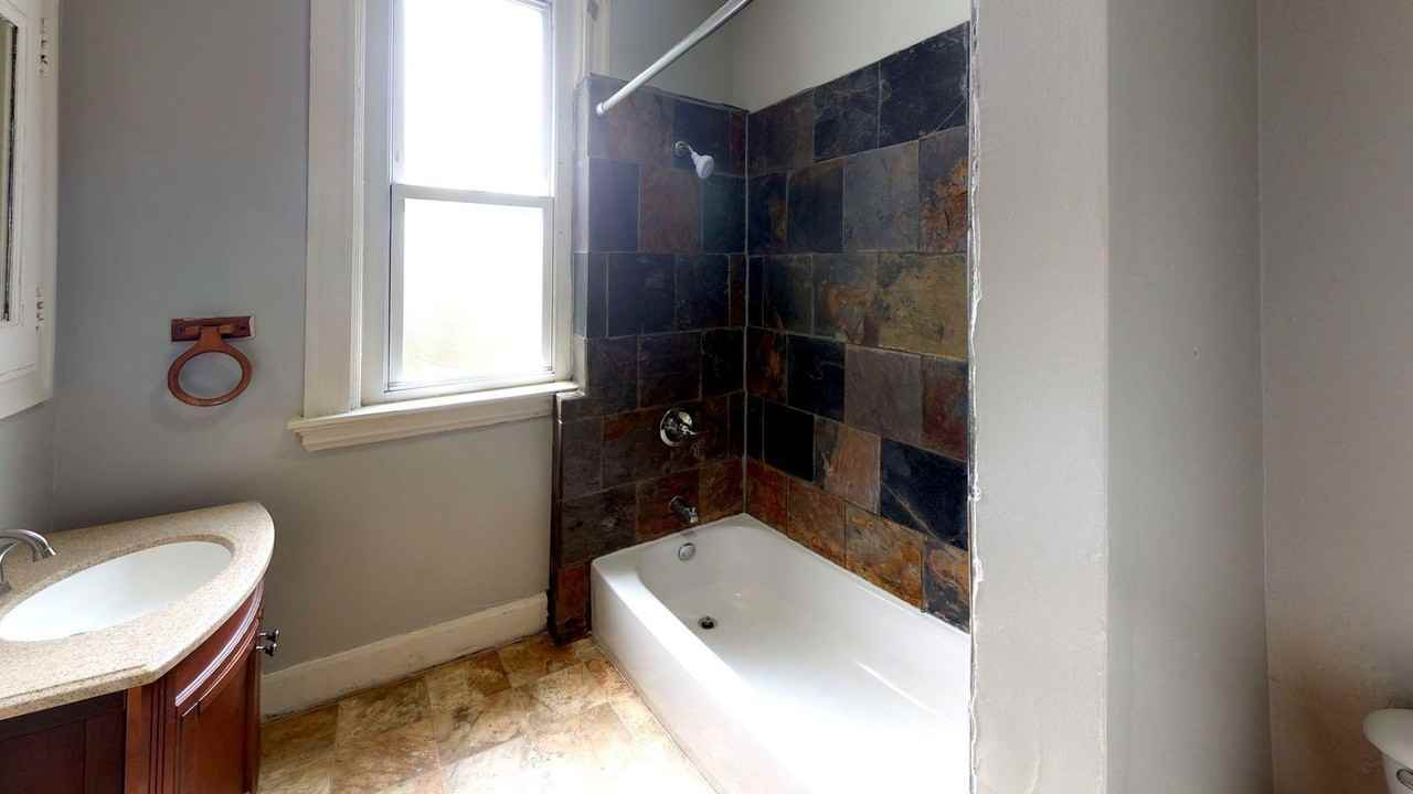 229 Atkinson St #1 - Photo 7 of 8