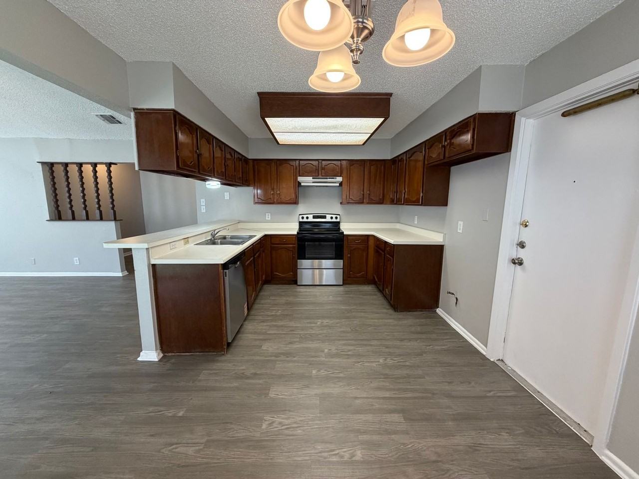 14214 Cradlewood St - Photo 7 of 19