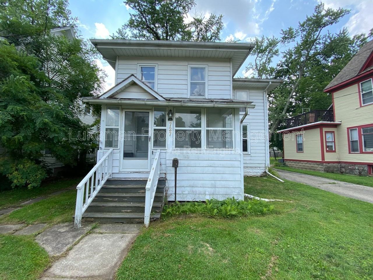 727 Wheaton Ave - Photo 2 of 30