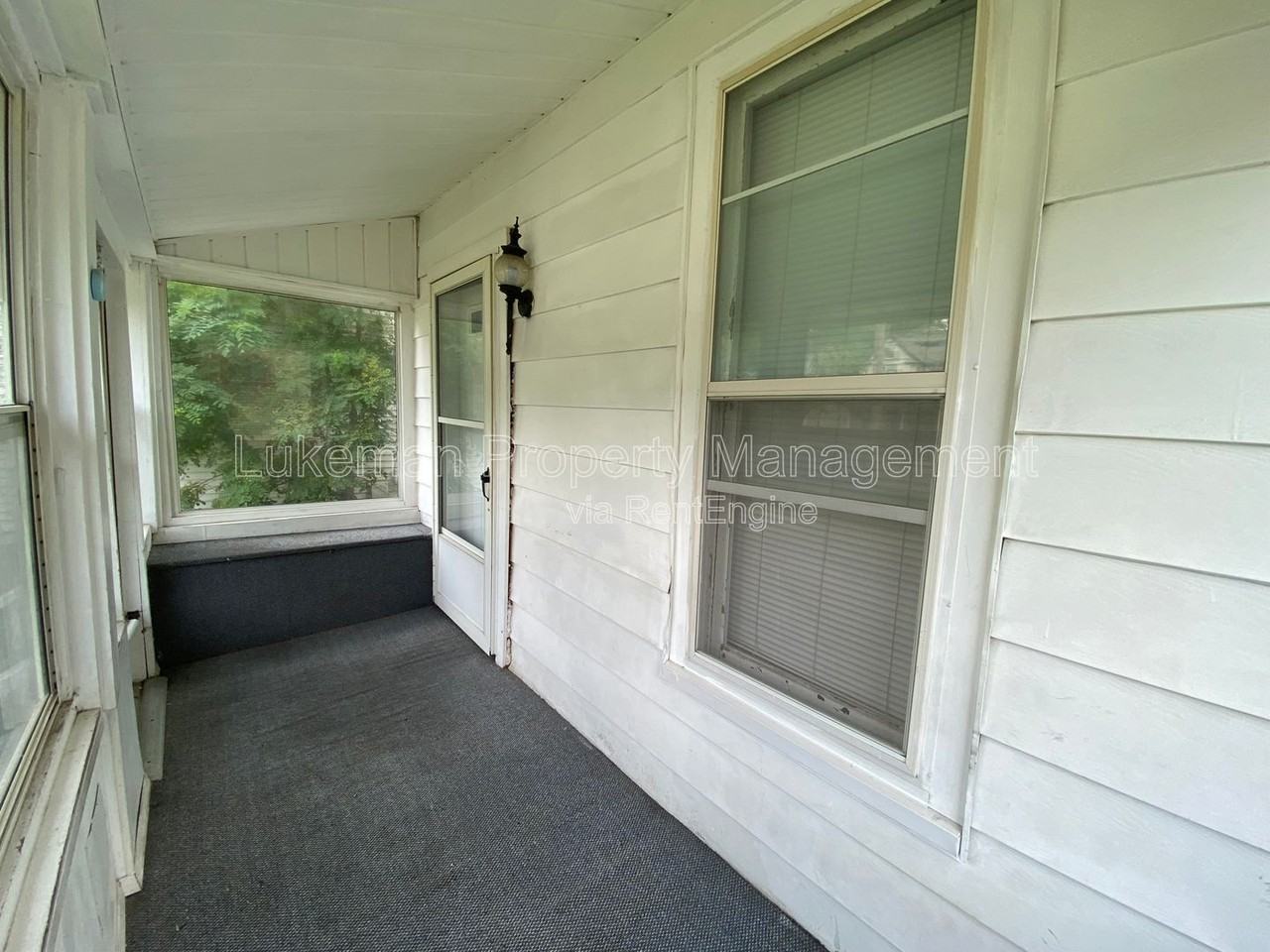 727 Wheaton Ave - Photo 3 of 30