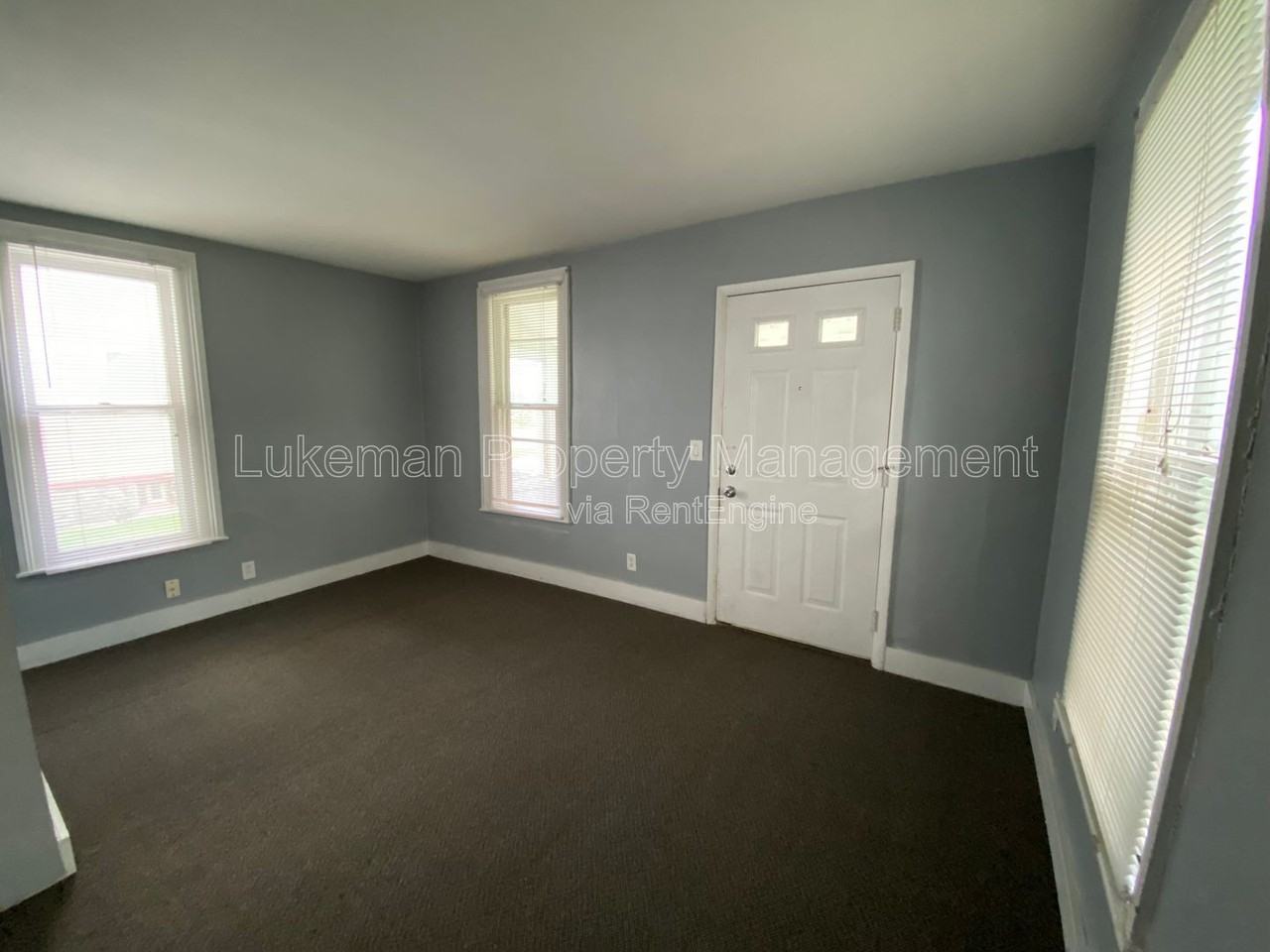 727 Wheaton Ave - Photo 5 of 30