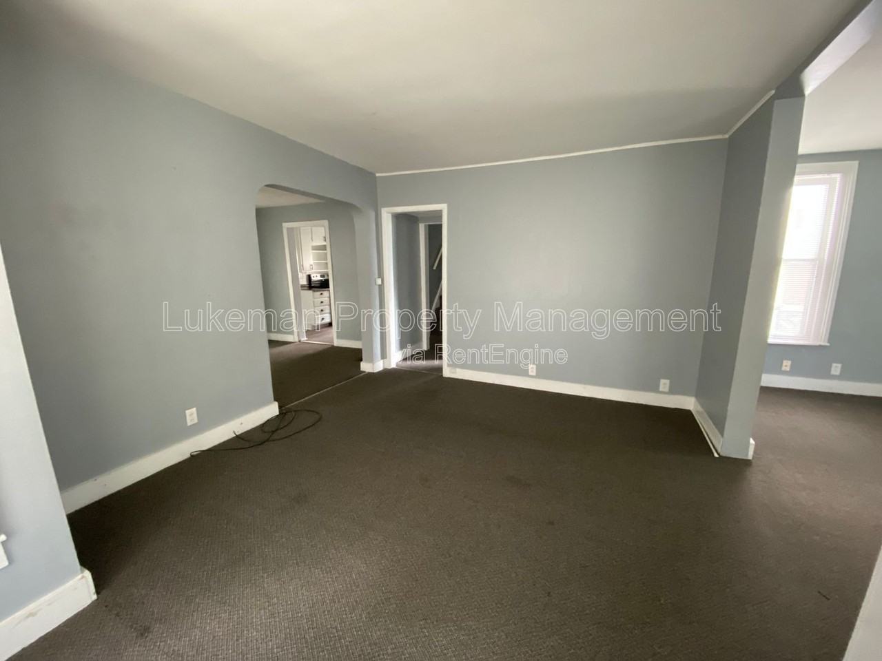 727 Wheaton Ave - Photo 7 of 30