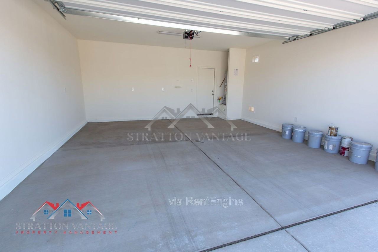 495 E Rio Pl - Photo 4 of 35