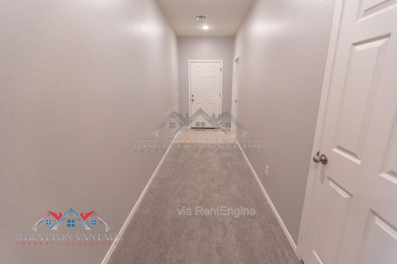 495 E Rio Pl - Photo 7 of 35