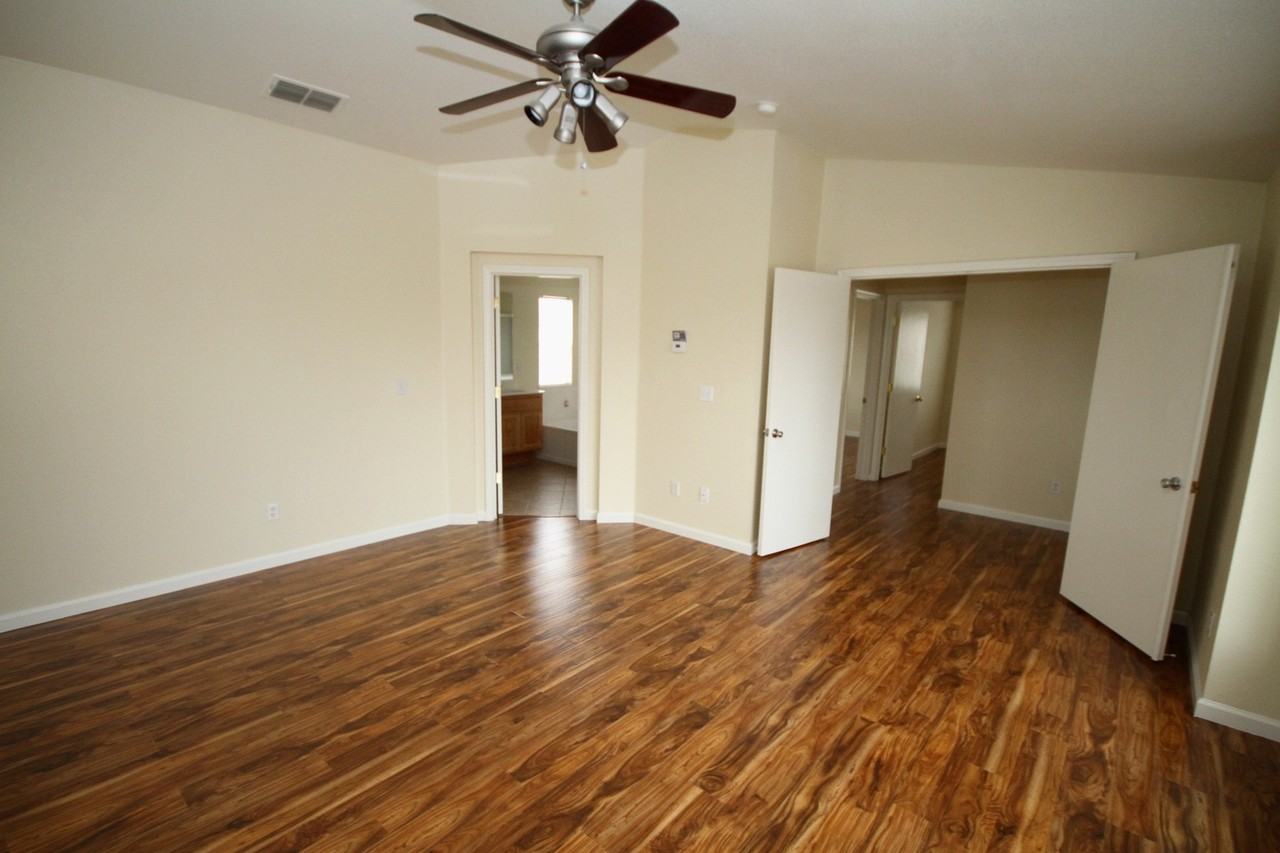 10048 Wexted Way - Photo 6 of 15