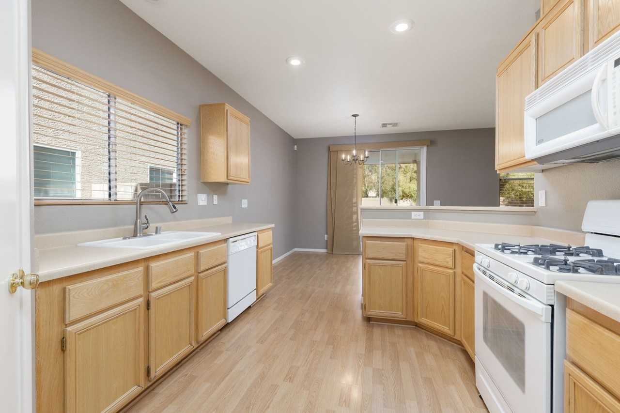 3020 Gannon Ridge Ave - Photo 7 of 25