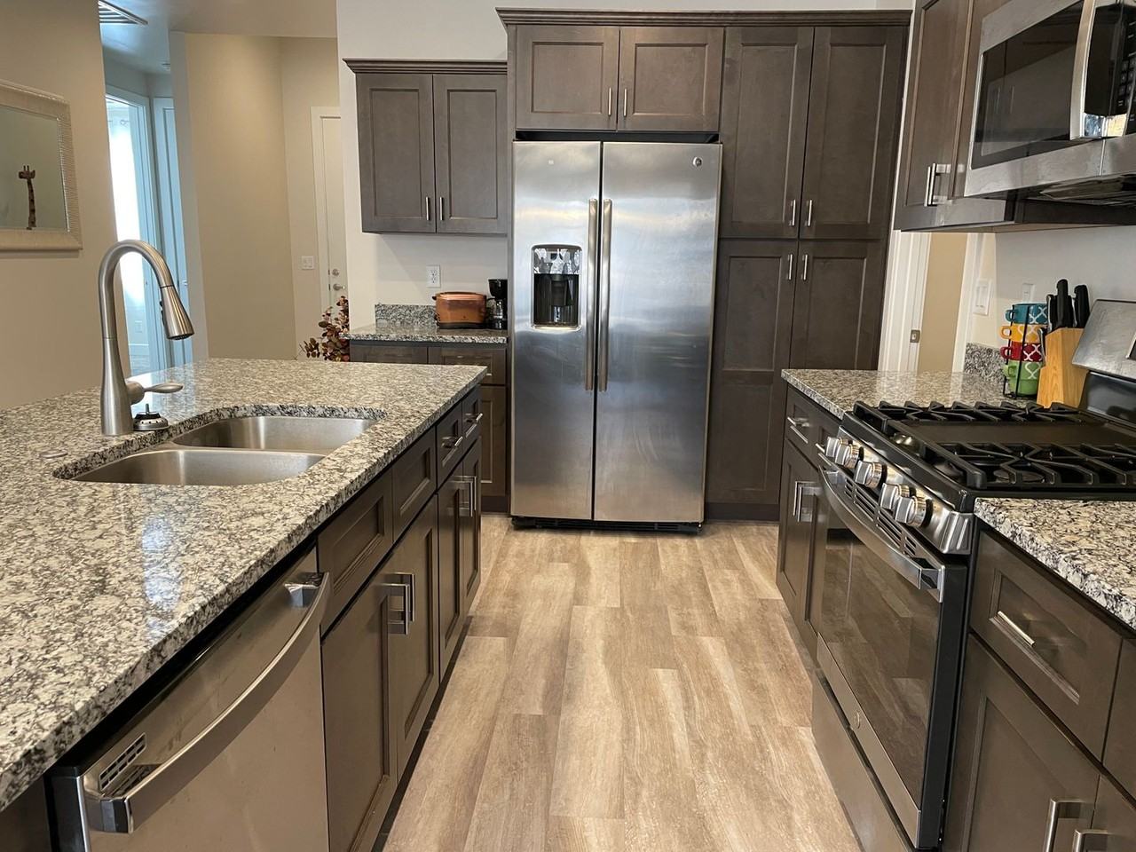 1502 W 460 N - Photo 2 of 23