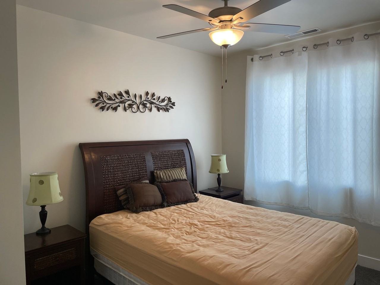 1502 W 460 N - Photo 7 of 23