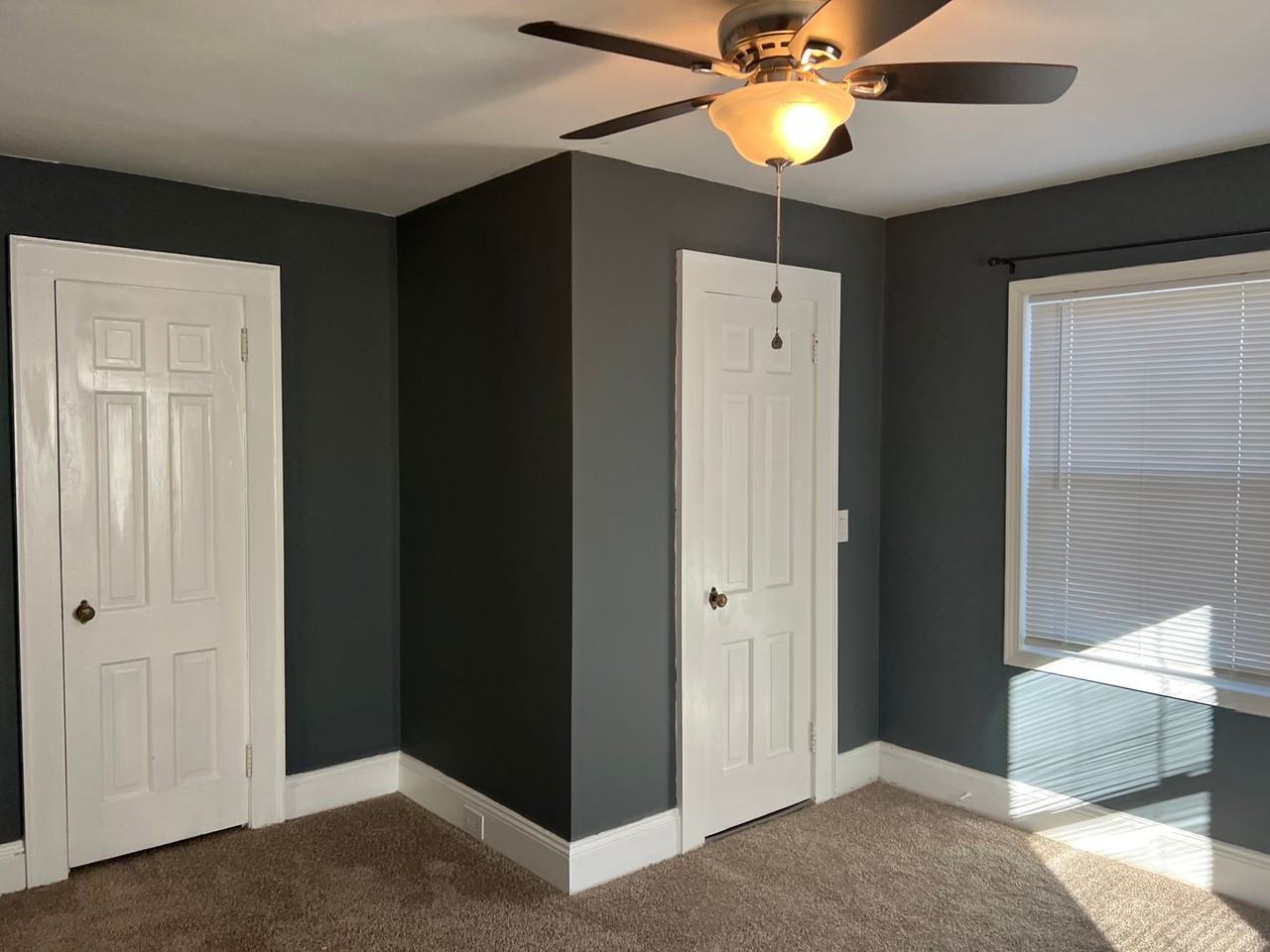 403 Woodside Dr - Photo 7 of 17