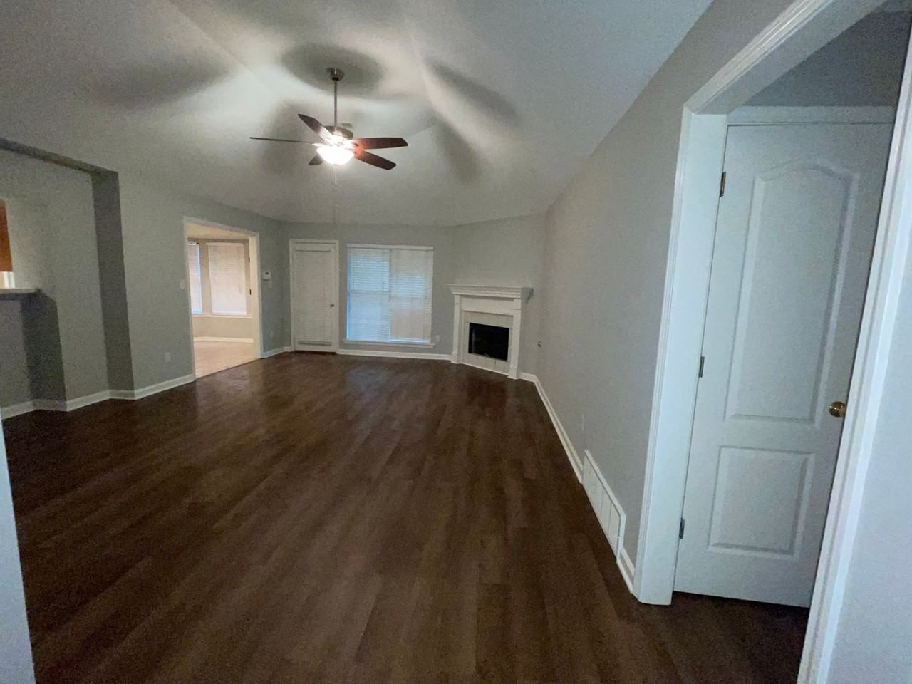 11640 Leewood Dr - Photo 2 of 14