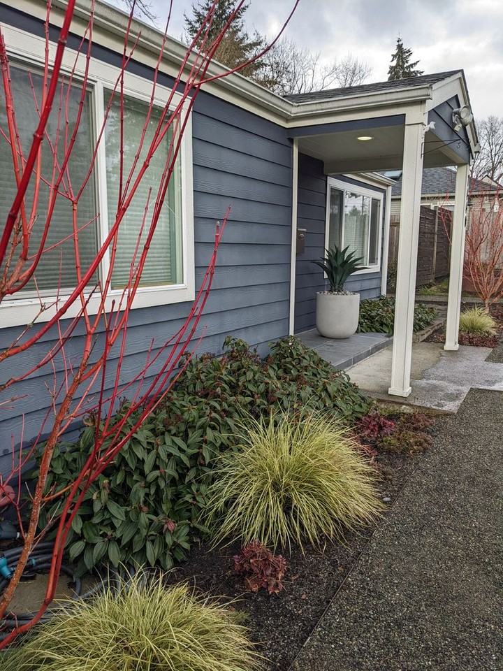 7440 S 116th Pl - Photo 2 of 30