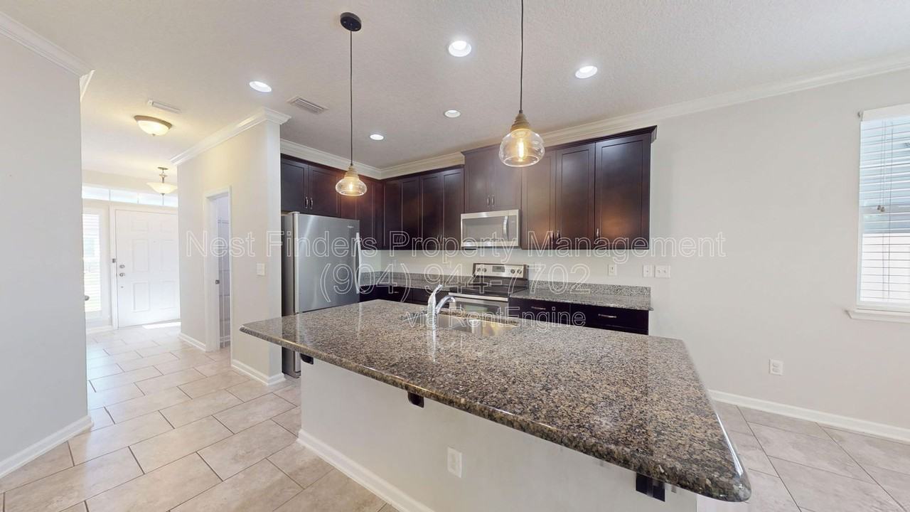 7061 Azalea Grove Dr - Photo 5 of 36