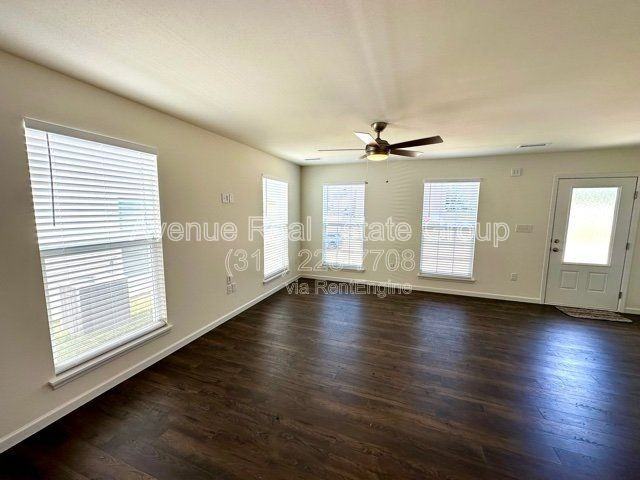 5585 Walden Ridge Dr - Photo 5 of 21