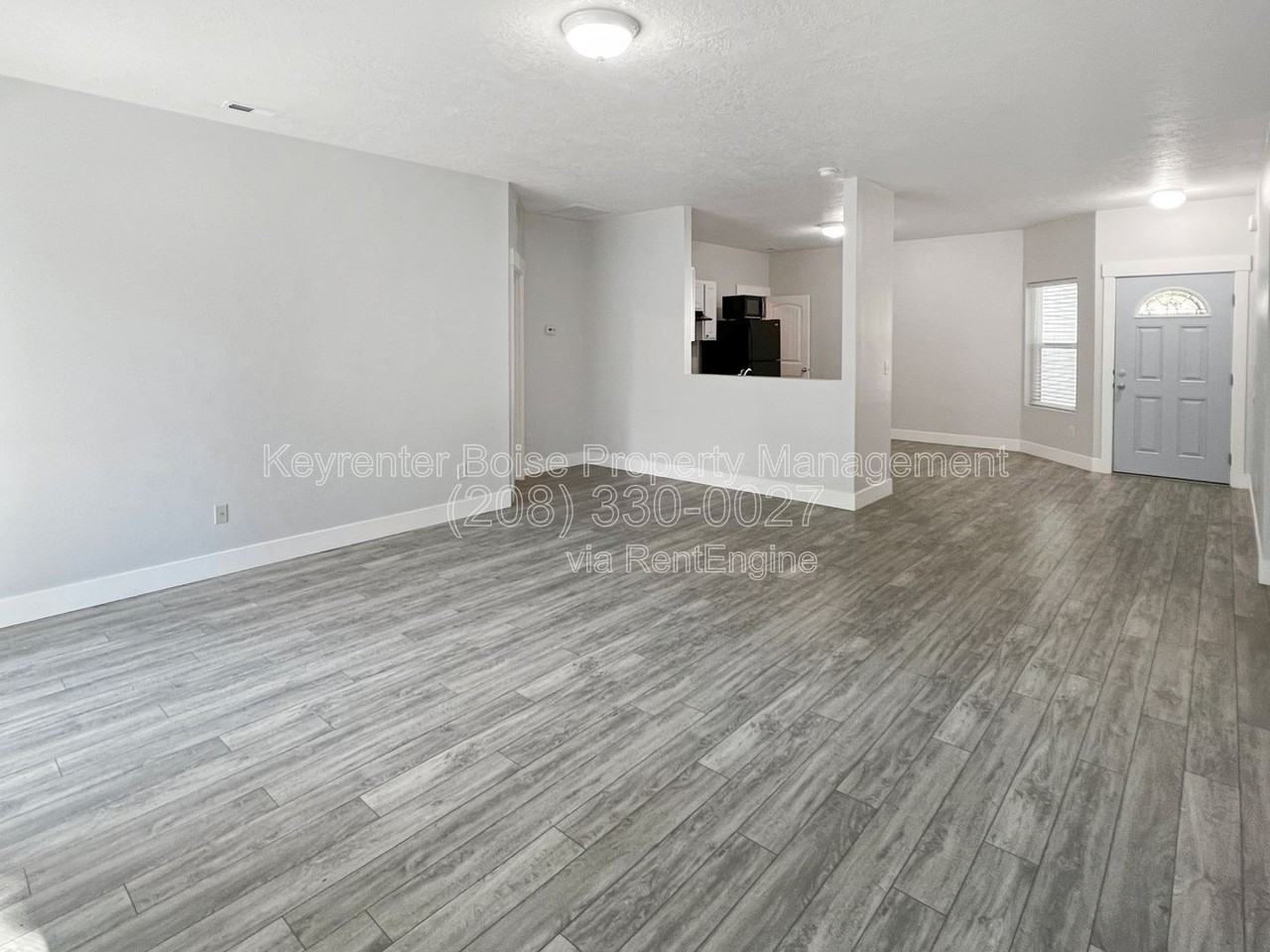 1691 E Daulby St - Photo 6 of 19