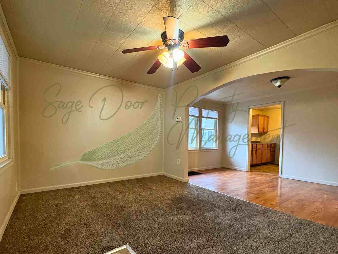 1915 S Arlington Ave - Photo 2 of 18