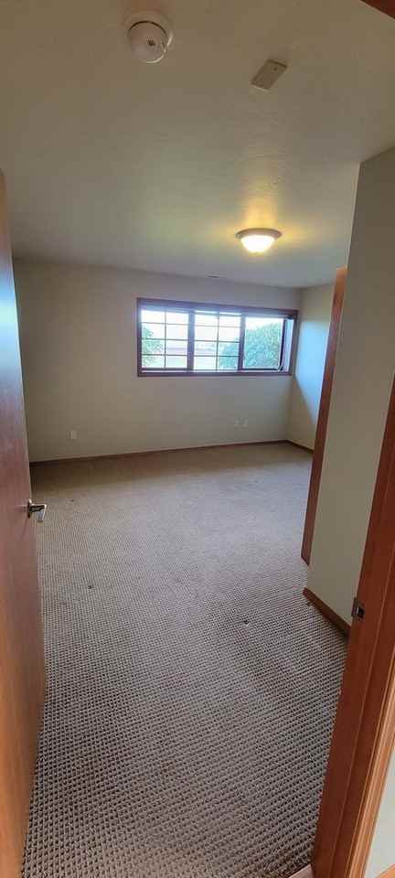 12708 Leatherwood Ln - Photo 5 of 9