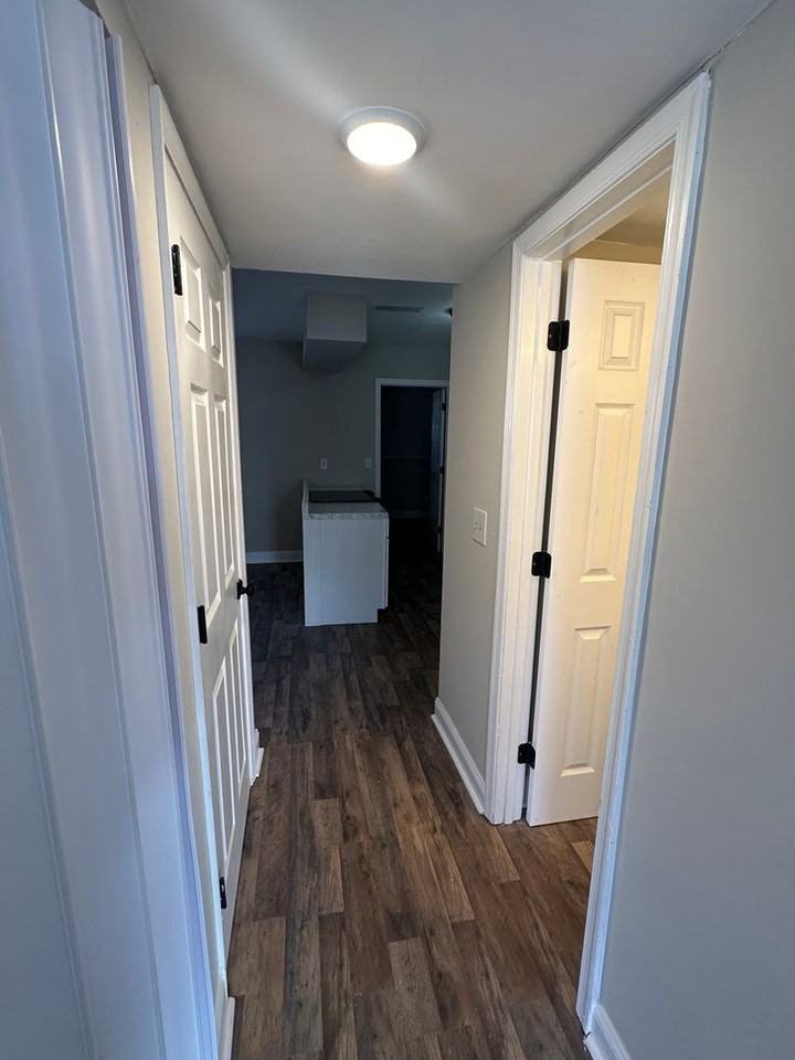 2324 Applebee Way - Photo 7 of 18