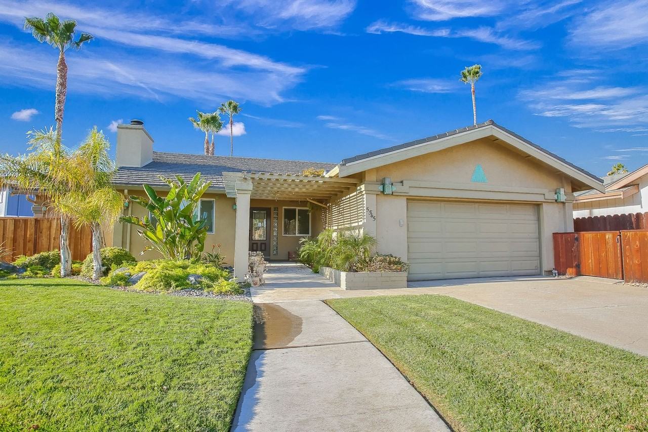 5545 Drakes Ct - Photo 4 of 34