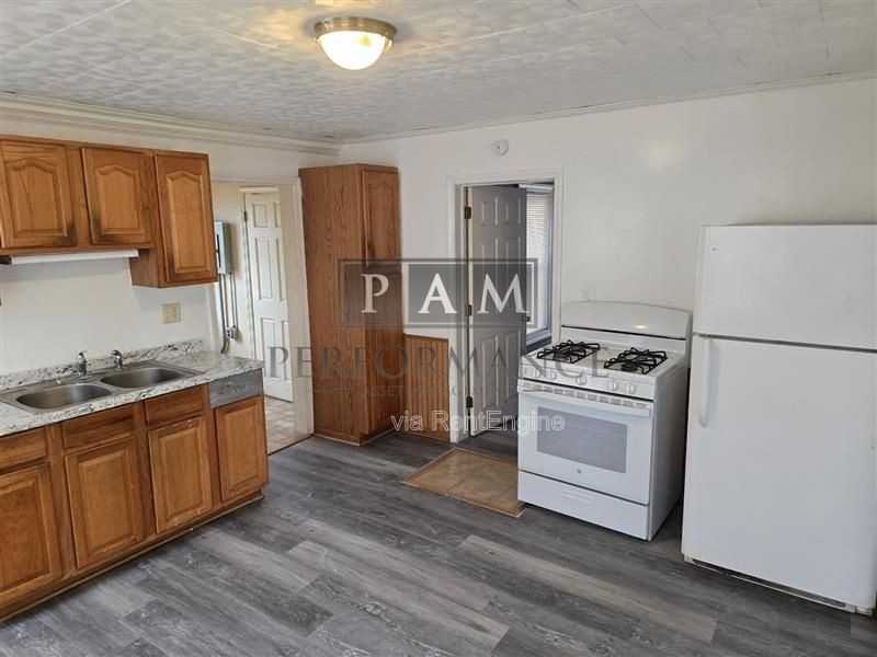 1208 59th St - Photo 4 of 12