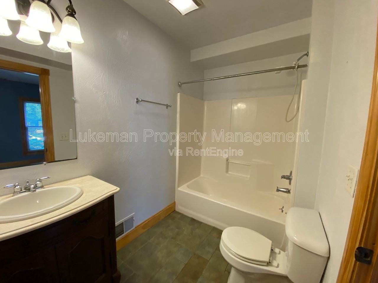 725 W Vine St #2 - Photo 7 of 14