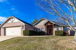 featured image of 741 Venice St