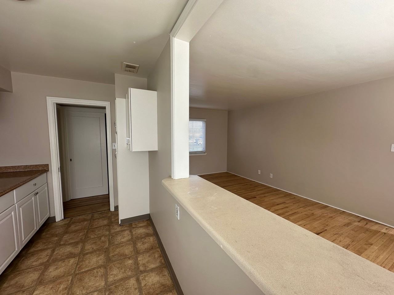 3400 Sigg Dr #4 - Photo 5 of 28