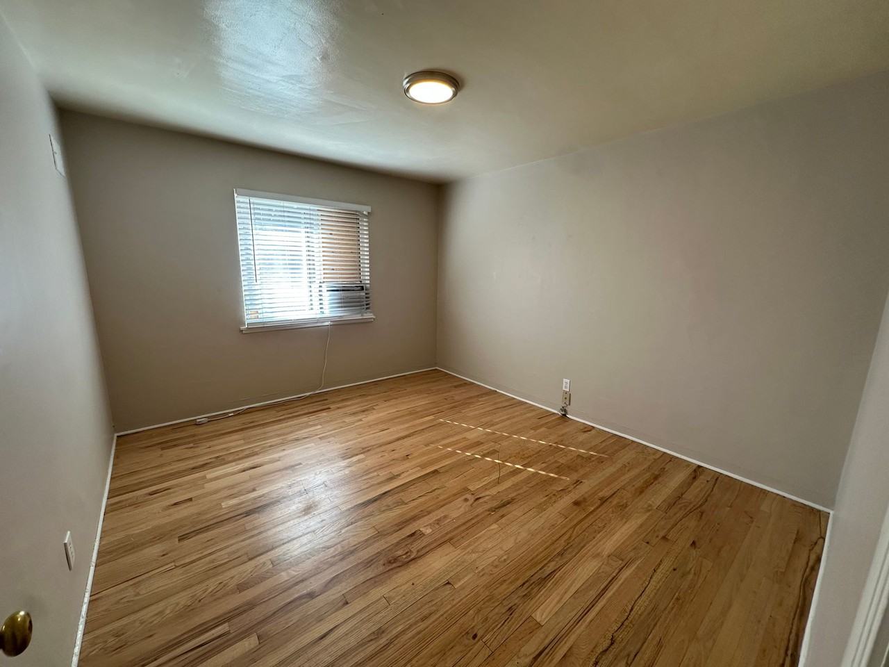 3400 Sigg Dr #4 - Photo 6 of 28