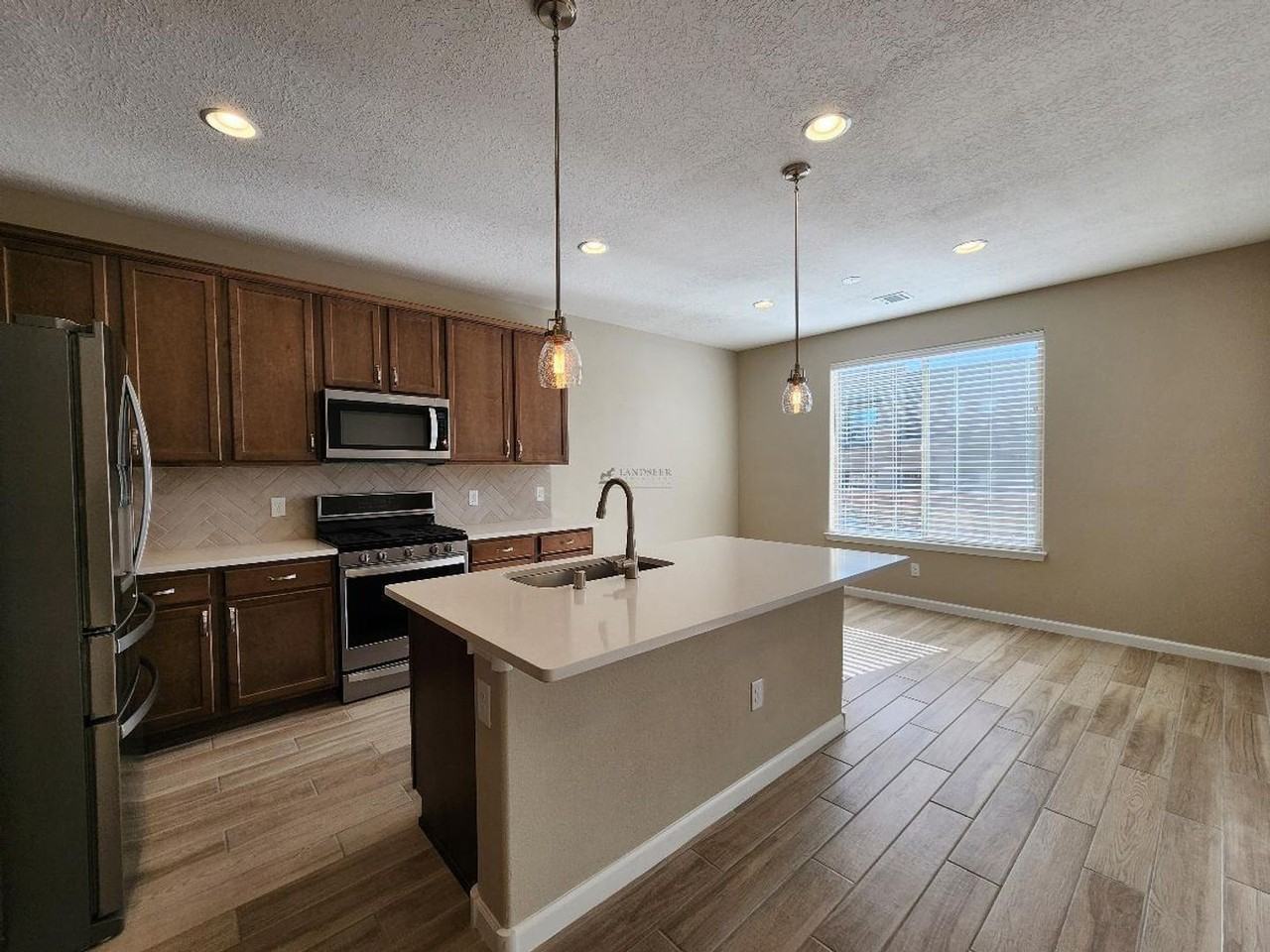 5003 Wheeler Ln - Photo 4 of 20