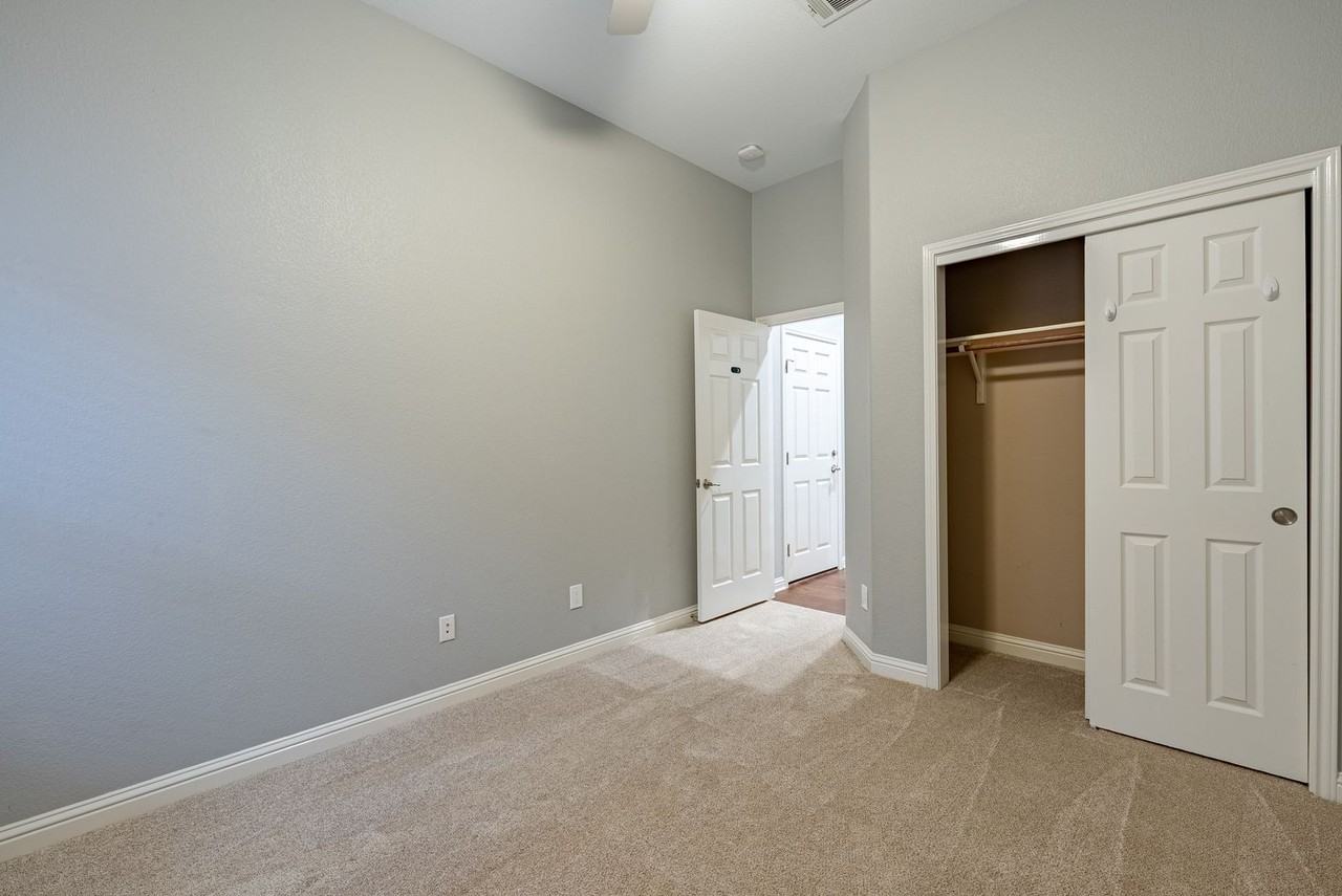 10120 Big Thicket Dr - Photo 6 of 27