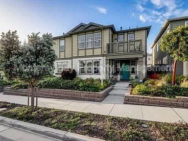 211 9th St - Photo 2 of 41