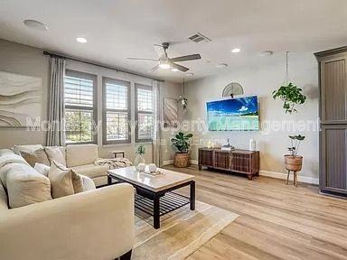 211 9th St - Photo 5 of 41