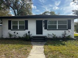 featured image of 4738 38th Ave N