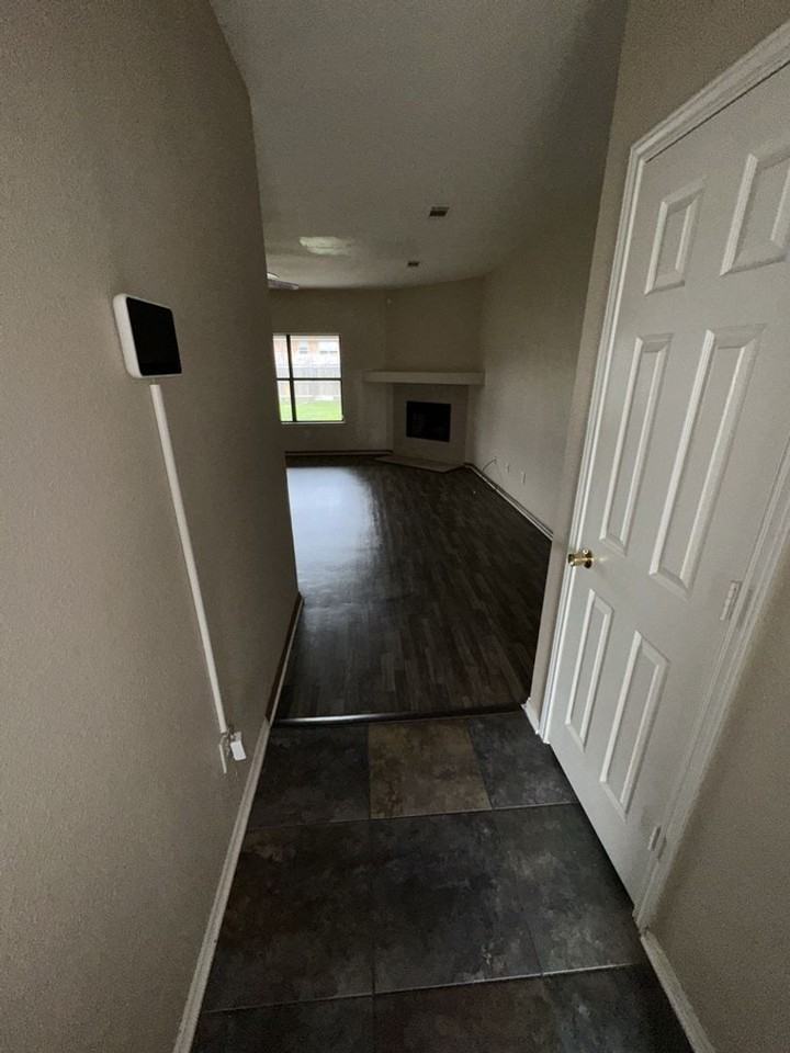 2801 Diaz Dr - Photo 2 of 15