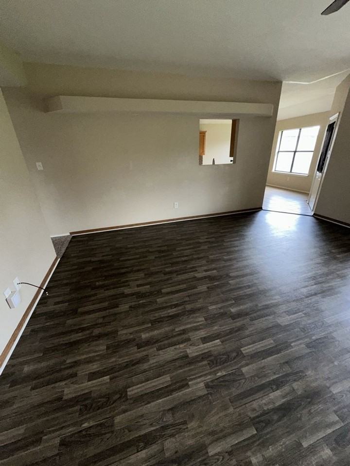 2801 Diaz Dr - Photo 4 of 15