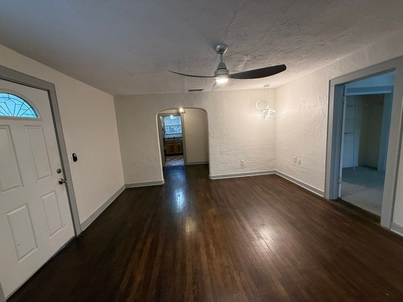 1235 Virginia Dr - Photo 2 of 12