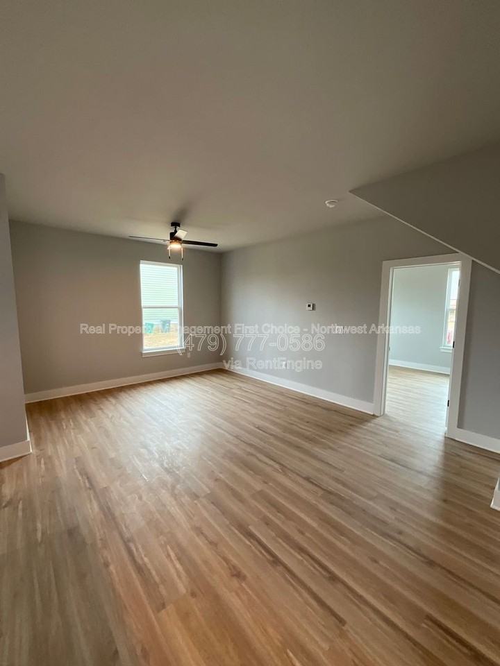 S Laramie Hts - Photo 5 of 17