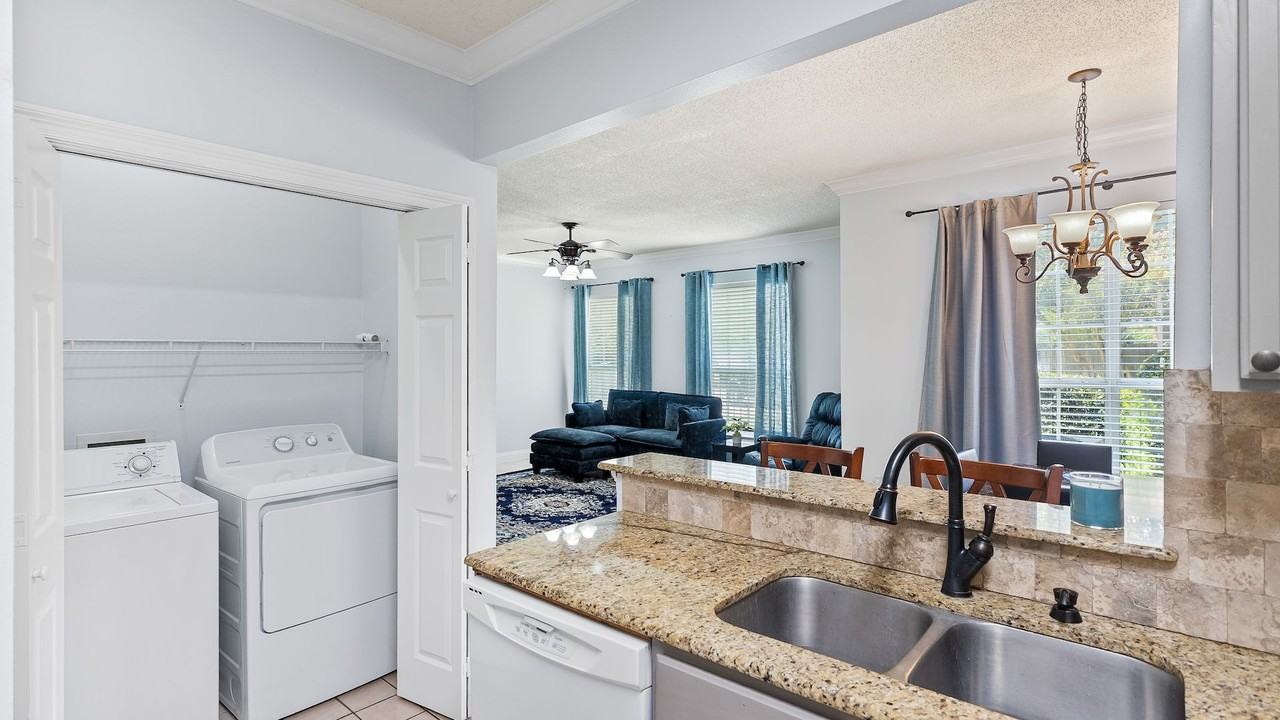 4464 Highland Rd #503 - Photo 2 of 12